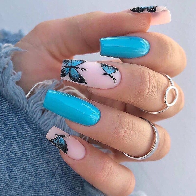 24Pcs Fashion Wearable Nail Art Butterfly Design Detachable Nude Color Coffin Fake Nails with Glue Full Cover Press on Nails