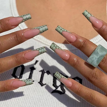 24Pcs Fashion Wearable Nail Art Butterfly Design Detachable Nude Color Coffin Fake Nails with Glue Full Cover Press on Nails