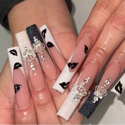 24Pcs Fashion Wearable Nail Art Butterfly Design Detachable Nude Color Coffin Fake Nails with Glue Full Cover Press on Nails