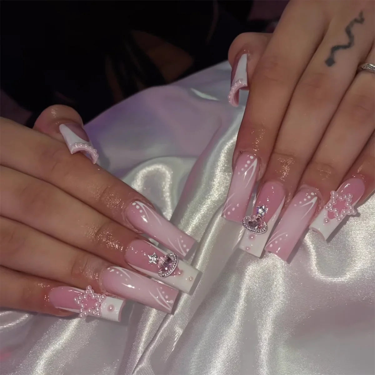 24Pcs Mid-length Square Head Press on False Nails with 3D Red Strawberry Design Wearable French Manicure Tips Ballet Fake Nail