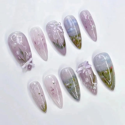 24Pcs Mid-length Almond False Nails Gold Irregular French Fake Nail Love Heart Starburst Rhinestone Reusable Press on Nails Tips