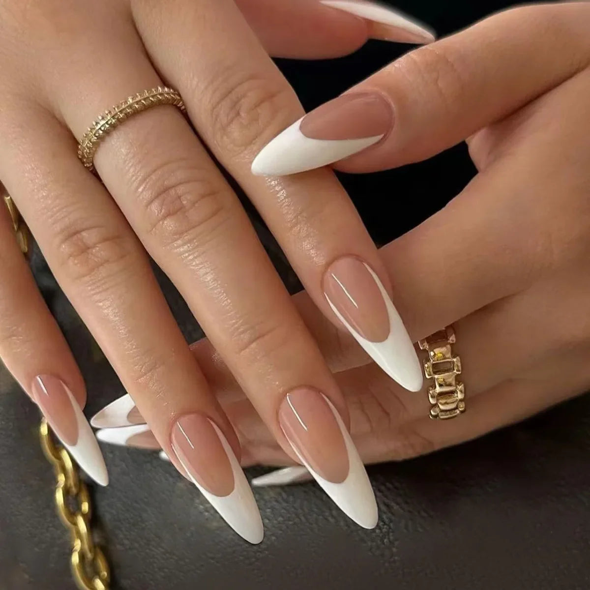 24Pcs Long French Almond Nails Set Press on Simple White Edge Design Fake Nails for Woman Detachable Full Cover False Nails Tips