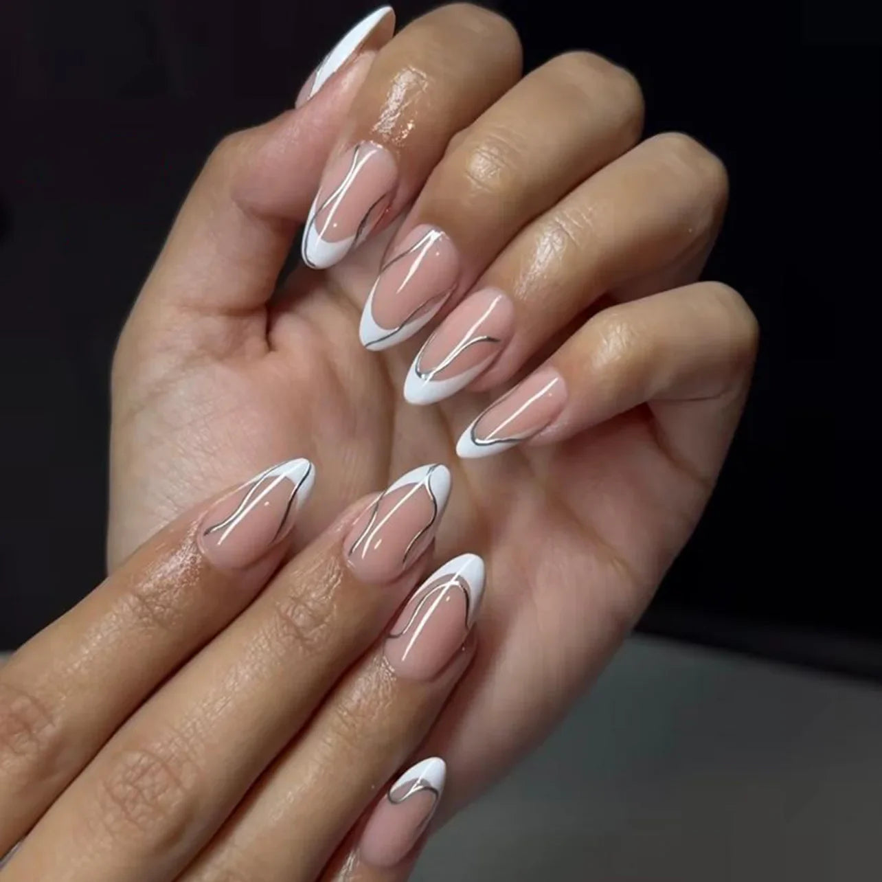 24Pcs Short Almond Nails Set Press on Simple Shell Starfish Design False Nails Detachable Artificial Full Cover Fake Nails Tips