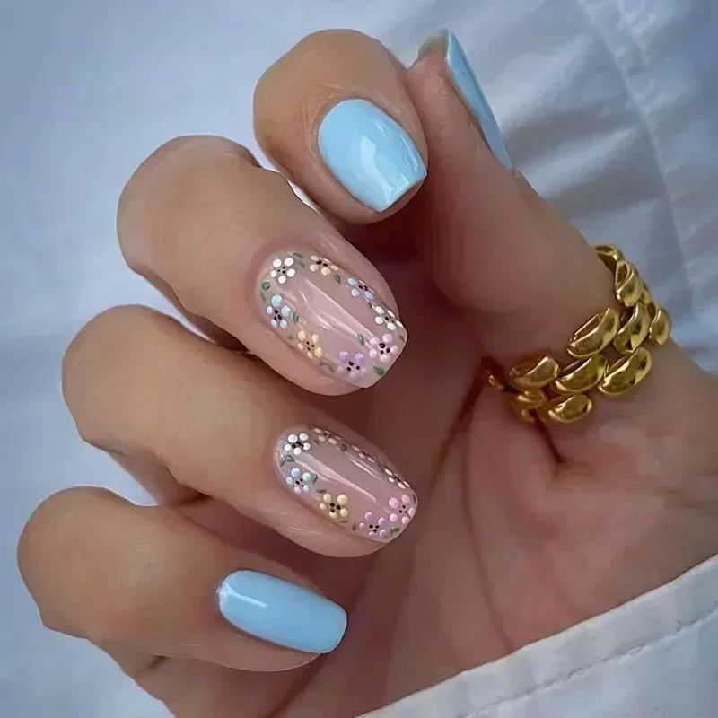 24Pcs Fashion Fake Nails Press on Short Square Head False Nail Art Black Starlit Sky Design Artifical Full Cover Nail Tips