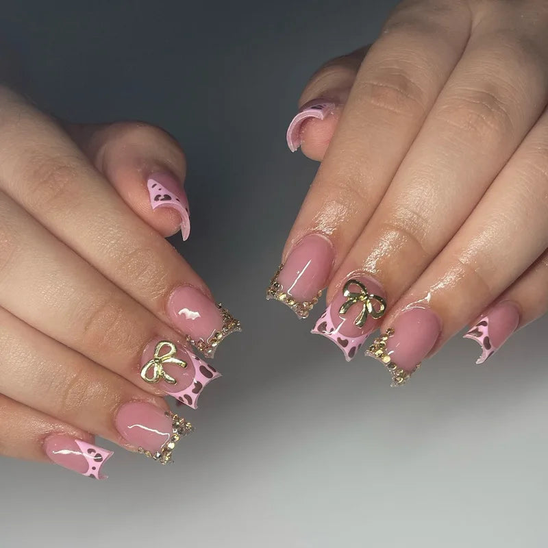 24Pcs Leopard Print French Press on Fake Nails Short Square Head Reusable Full Cover Nails Tips 3D Flower Rhinestone False Nails