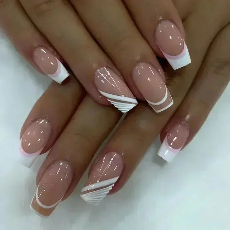 24Pcs Fashion Fake Nails Press on Short Square Head False Nail Art Black Starlit Sky Design Artifical Full Cover Nail Tips