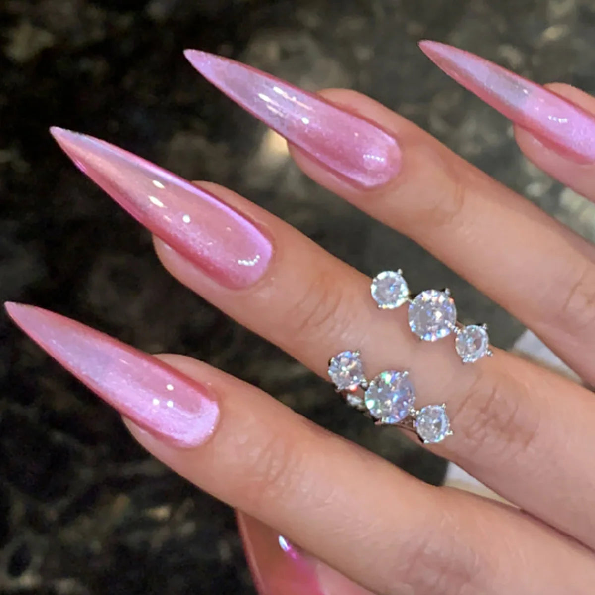 24Pcs Long Stiletto False Nails Simple Black Cat's Eye Design Press on Fake Nails Art Detachable Finished Full Cover Nails Tips