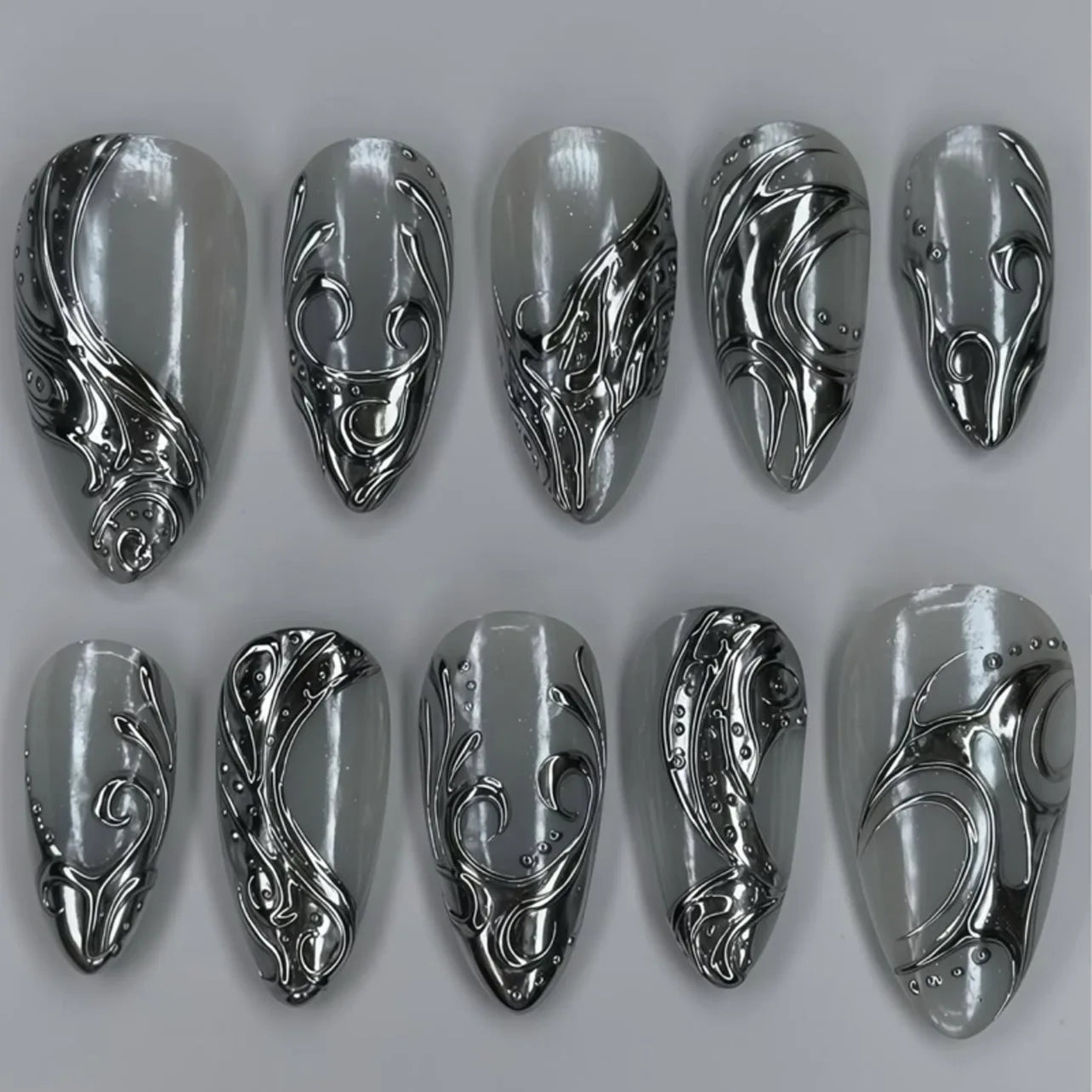 24Pcs Y2k French False Nails with Almond Head Design Silver Stripes Wearable Full Cover Press on Fake Nails Short Nail Art Tips