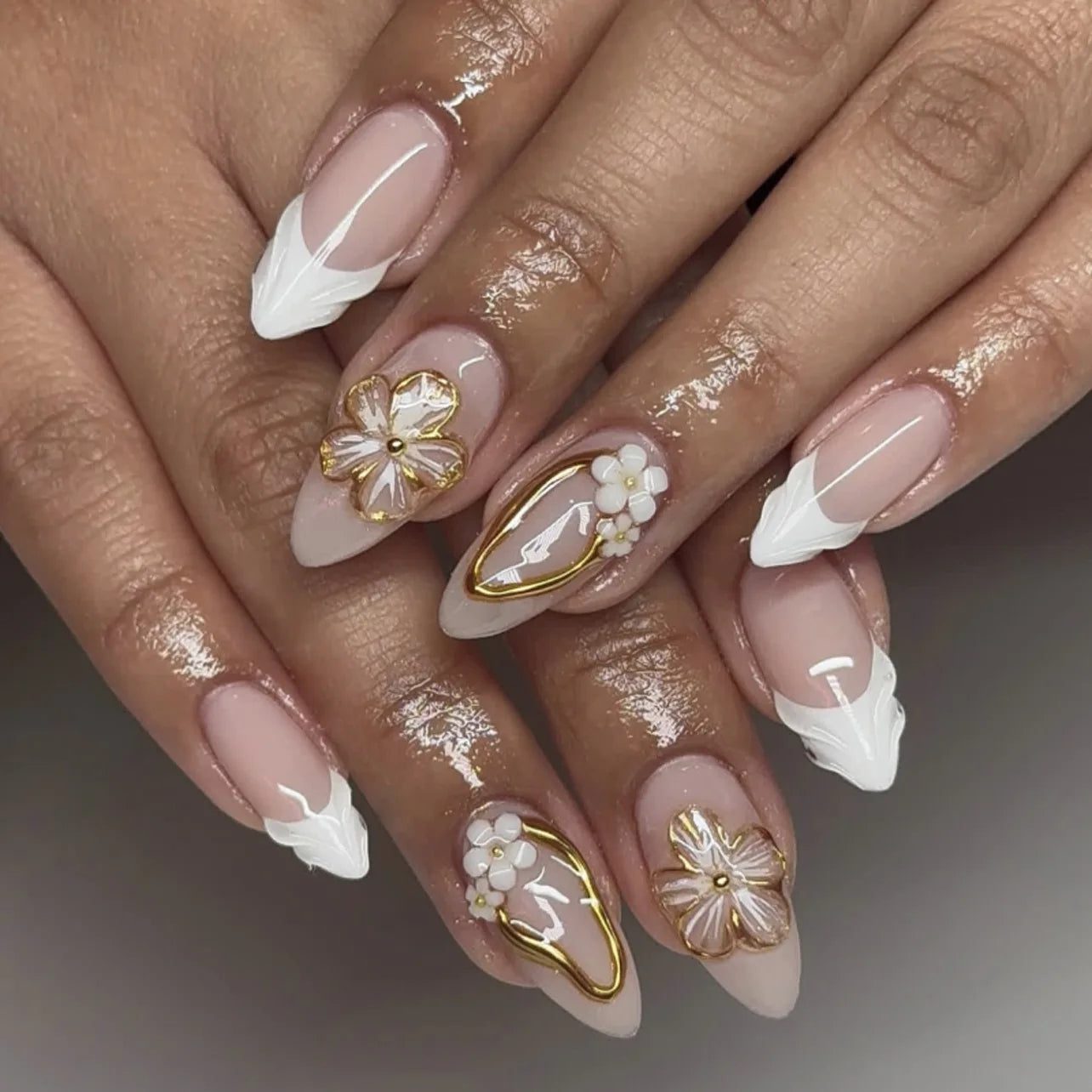 24Pcs Brown Cat's Eye French Full Cover Nail Tip Golden Flower Smudge Press on Fake Nails Mid-length Almond Reusable False Nails